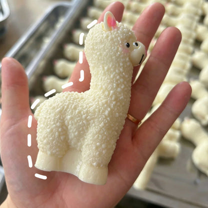 Cute Alpaca Squishy Toy, Soft Squeeze Stress Relief Fidget Toy, Realistic Llama Decompression Sensory Toy for Kids Adults, Animal Squeeze Toy Gift