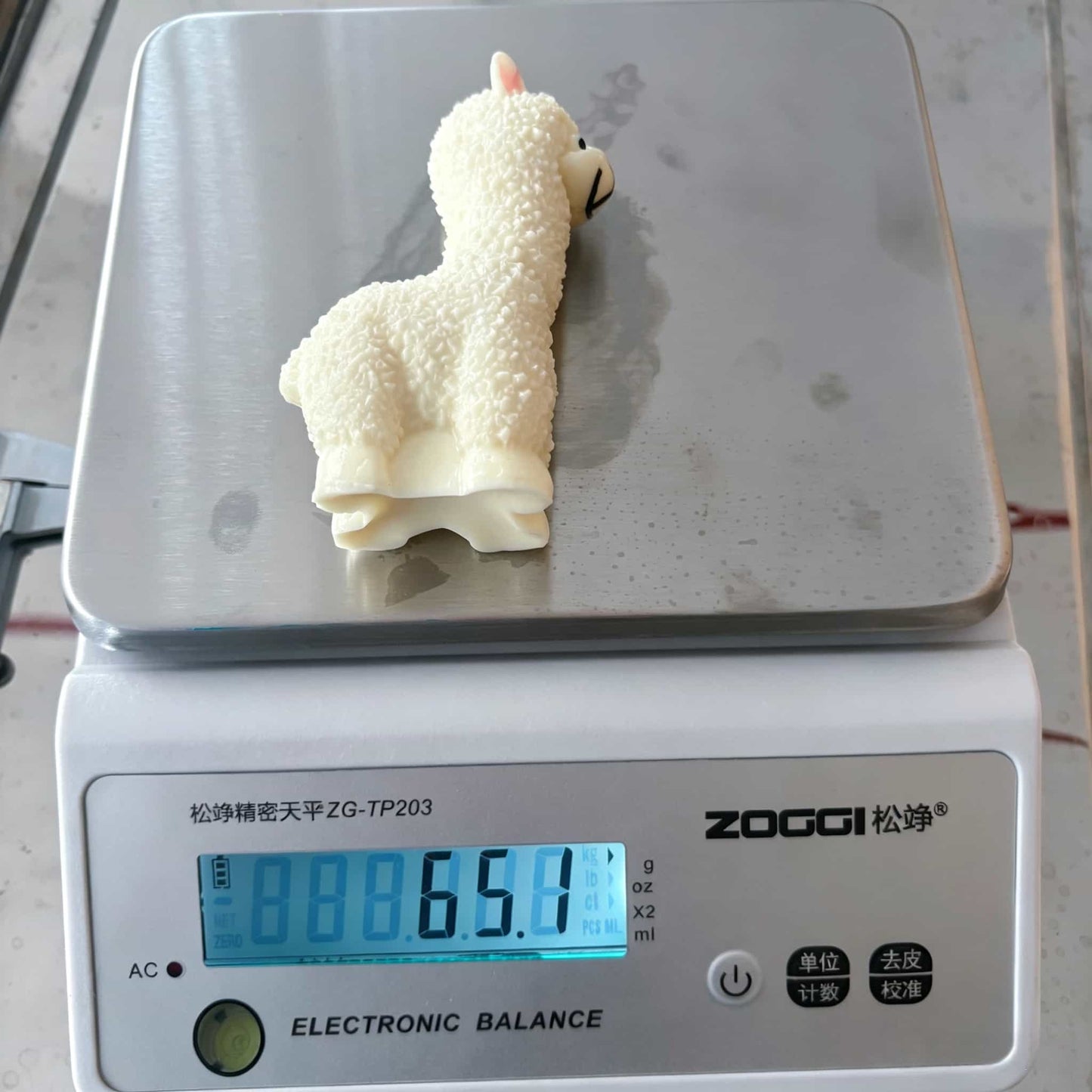 Cute Alpaca Squishy Toy, Soft Squeeze Stress Relief Fidget Toy, Realistic Llama Decompression Sensory Toy for Kids Adults, Animal Squeeze Toy Gift