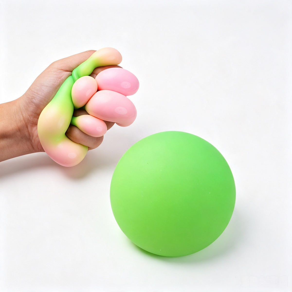 Color‑Changing Flour Stress Ball, 6cm TPR Squishy Dough Fidget Squeeze Toy for Stress Relief